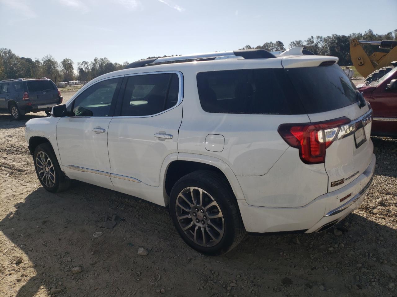 2021 GMC Acadia - Image 2