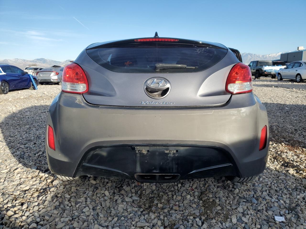 2013 Hyundai Veloster VIN: KMHTC6AD4DU139437 Lot: 81646224