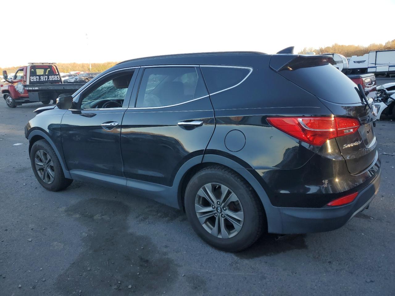 2016 Hyundai Santa Fe - Image 2