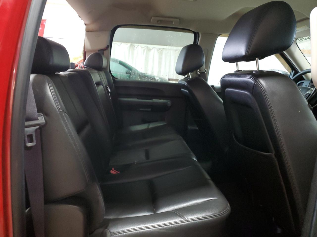 2012 Chevrolet Silverado - Image 10