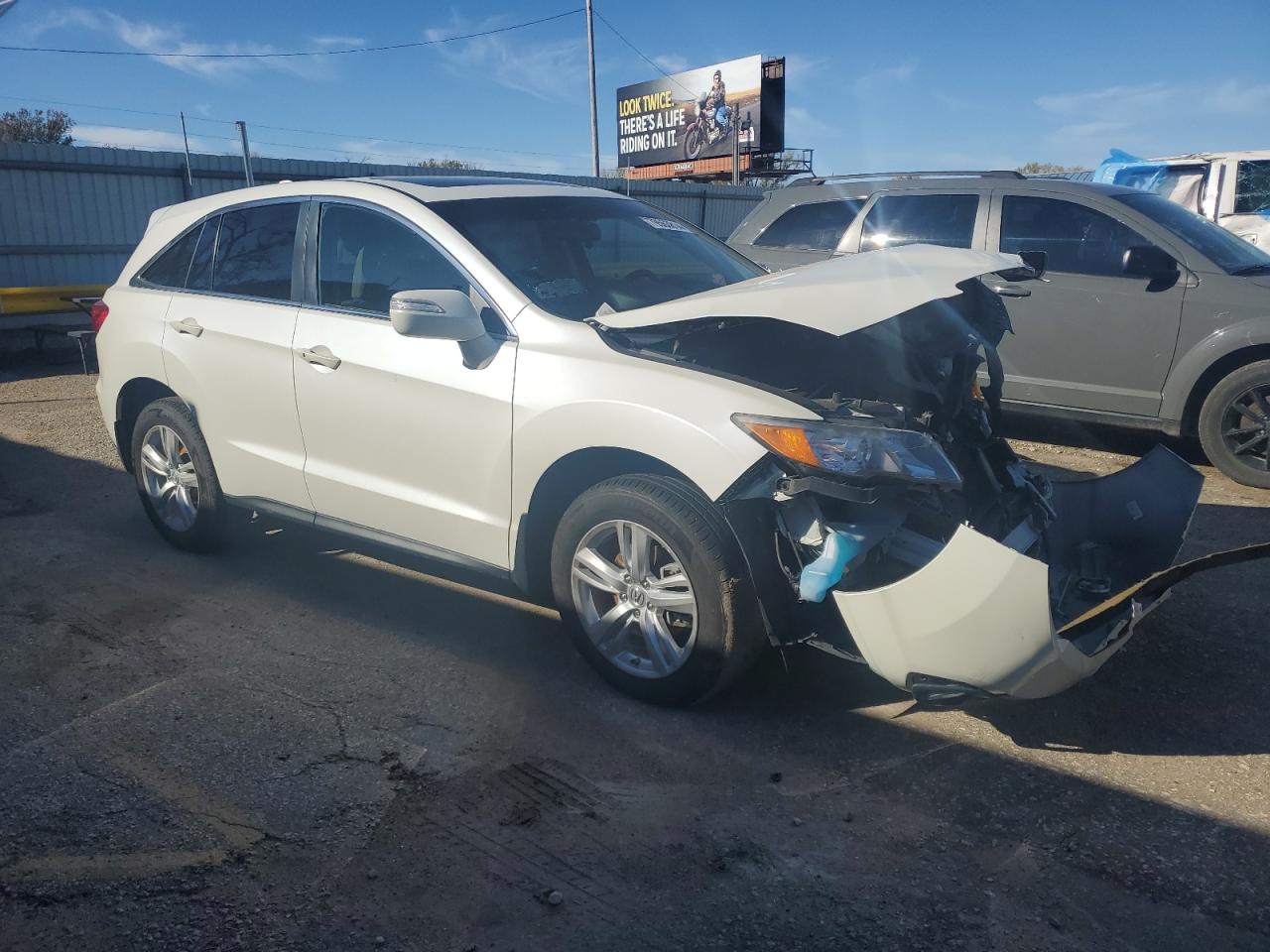 VIN 5J8TB4H55EL017172 2014 ACURA RDX no.4