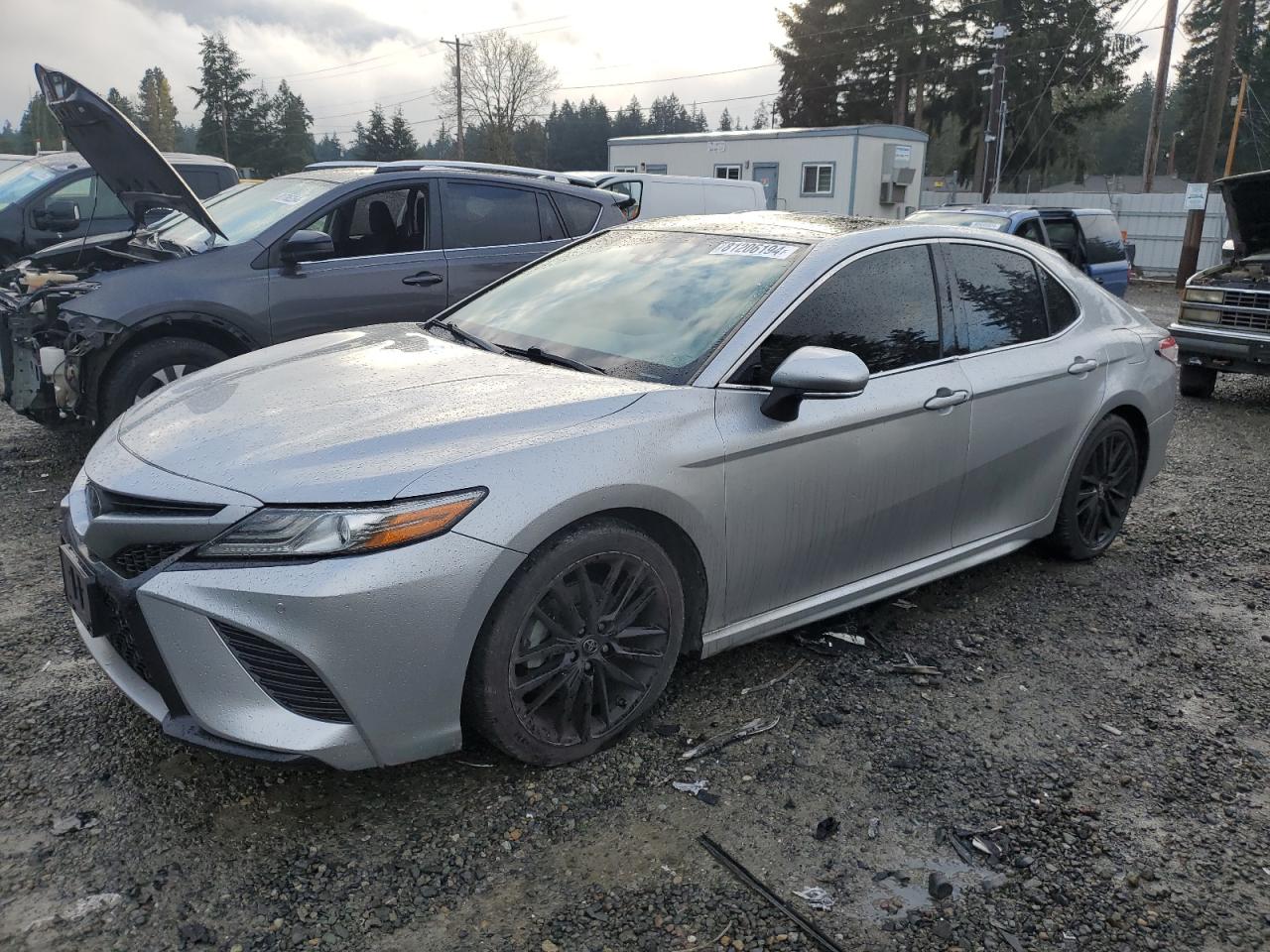 VIN 4T1B61HK1JU095659 2018 TOYOTA CAMRY no.1