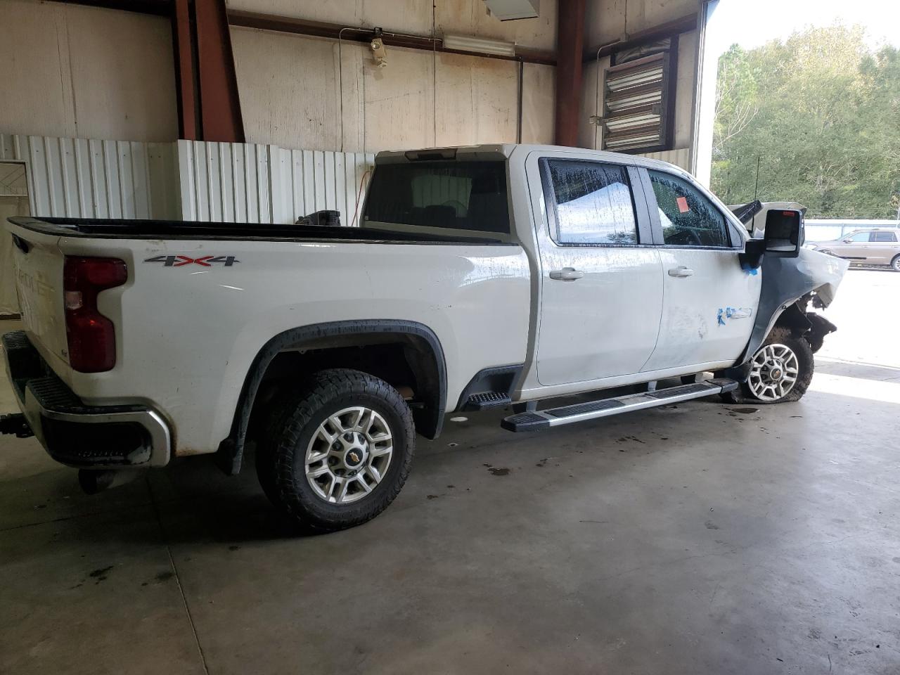 2023 Chevrolet Silverado - Image 3