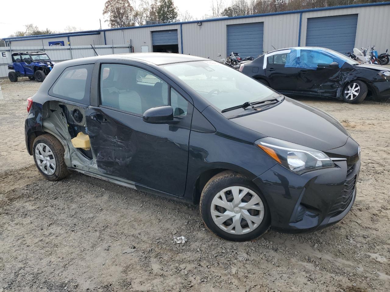 VIN VNKJTUD33JA097608 2018 TOYOTA YARIS no.4