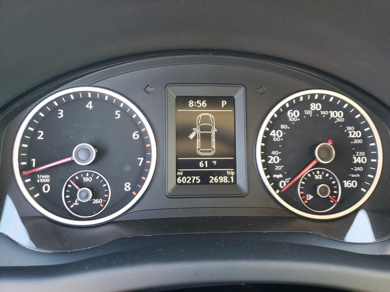 2017 Volkswagen Tiguan - Image 9
