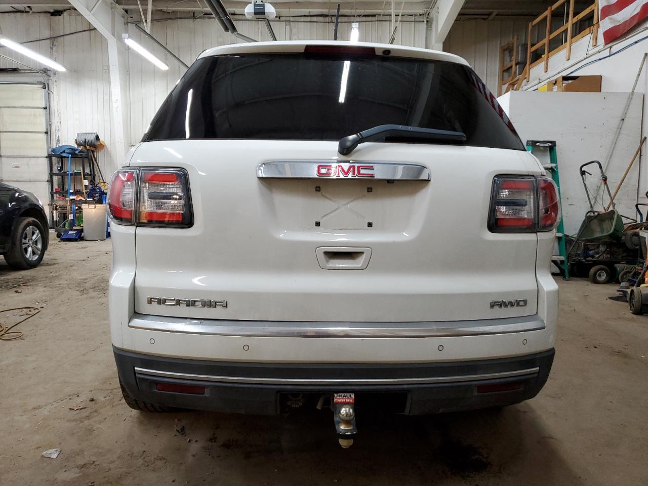 2016 GMC Acadia - Image 6