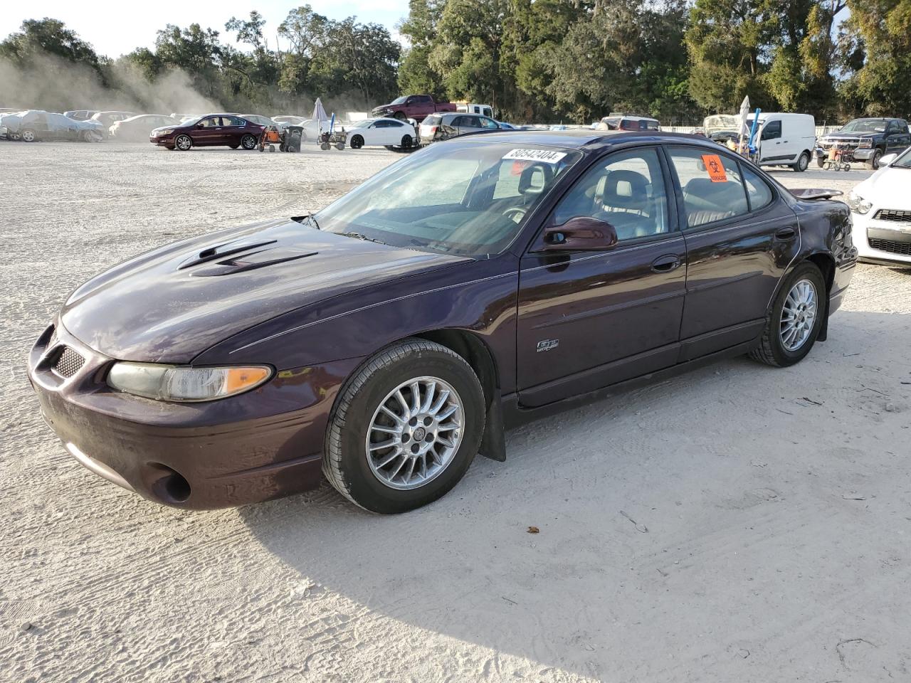 2002 Pontiac Grand Prix - Image 1