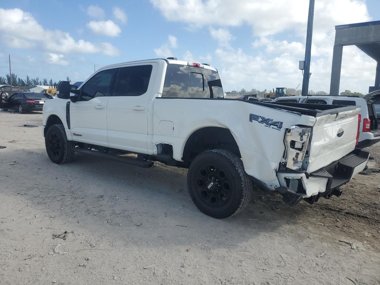 2023 Ford F350 - Image 2