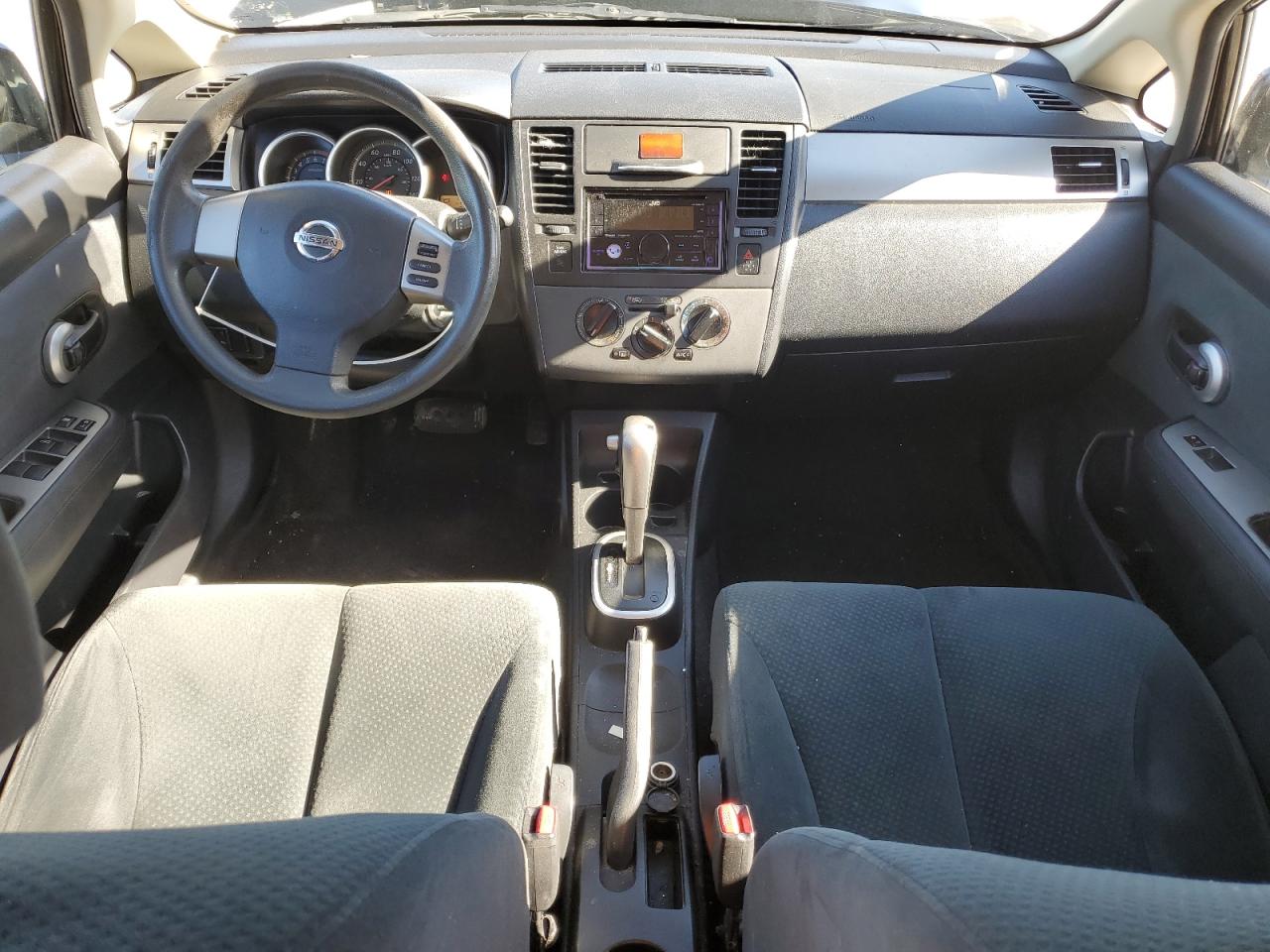 2010 Nissan Versa - Image 8