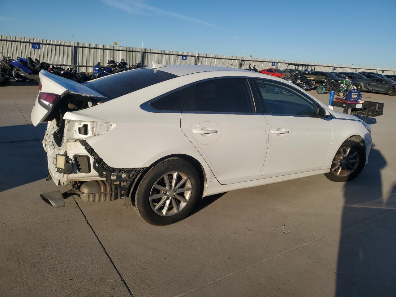 2019 Hyundai Sonata - Image 3