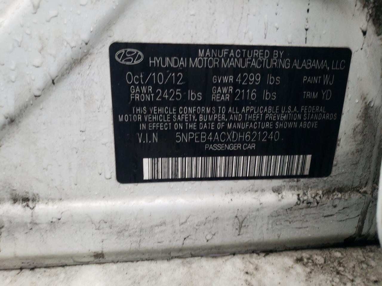 2013 Hyundai Sonata - Image 14