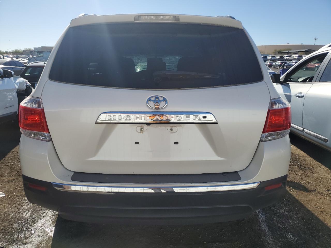 2012 Toyota Highlander - Image 6