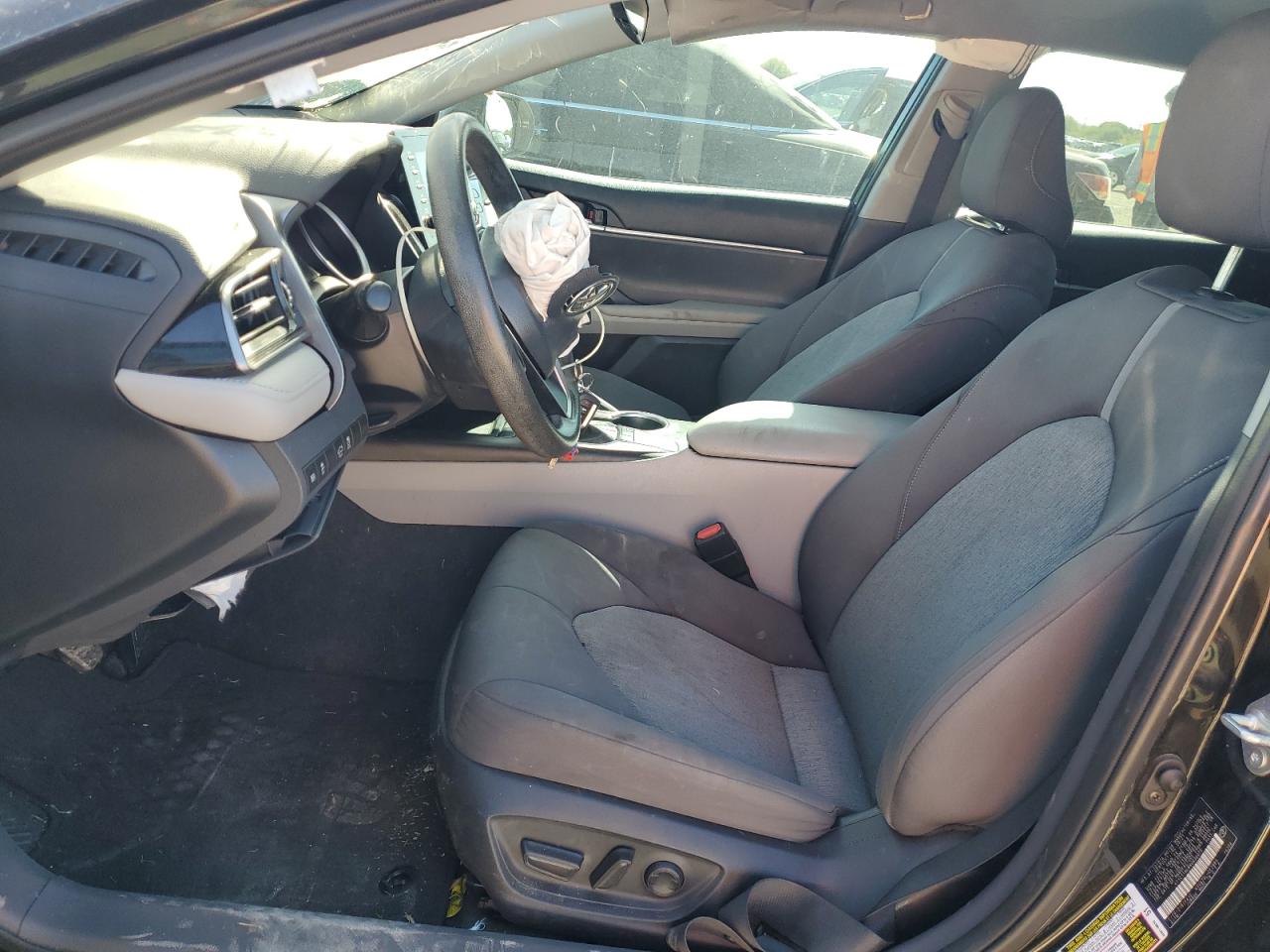 2022 Toyota Camry - Image 7