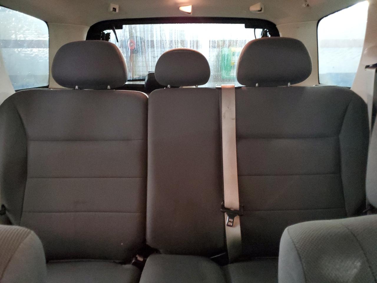 2009 Ford Escape - Image 10