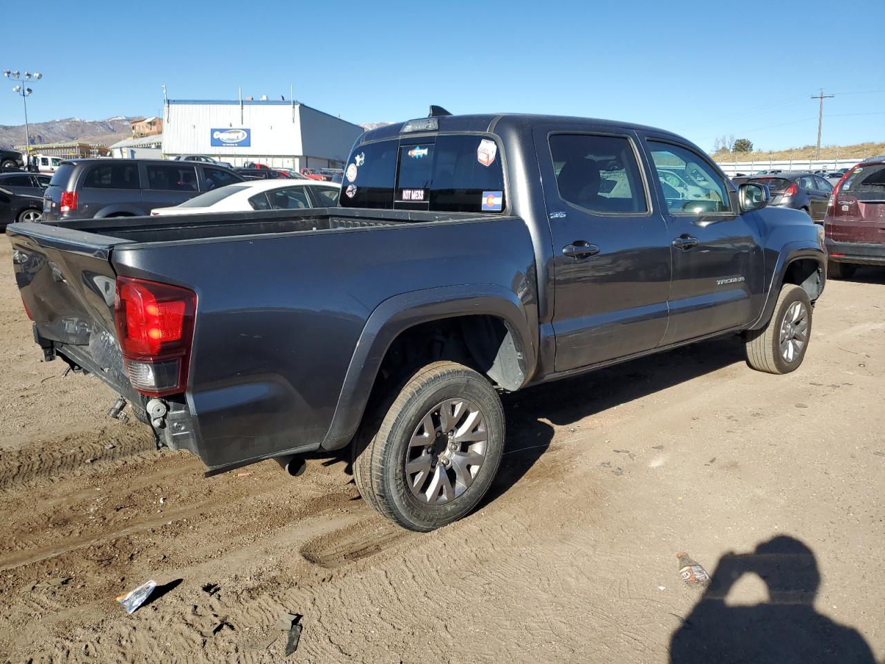 2018 Toyota Tacoma - Image 3