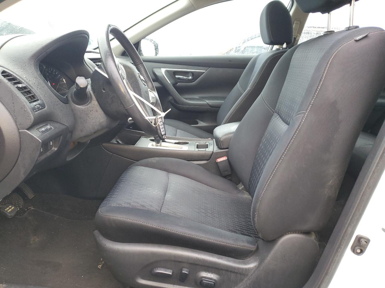 2016 Nissan Altima - Image 7