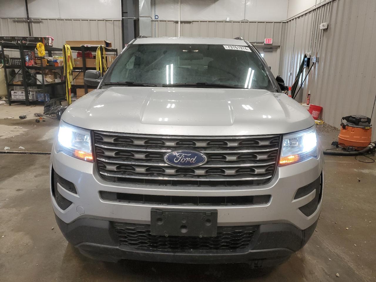 VIN 1FM5K8B86HGD88285 2017 FORD EXPLORER no.5