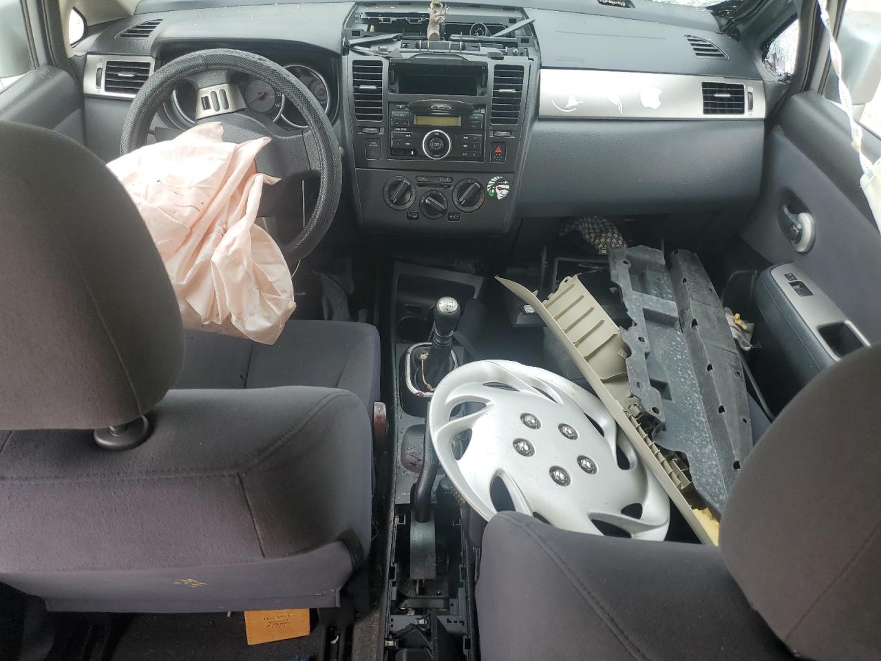 2009 Nissan Versa - Image 8