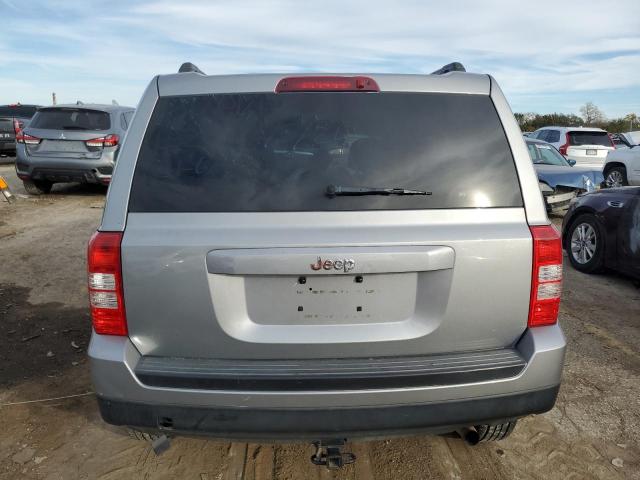 Parquets JEEP PATRIOT 2014 Srebrny