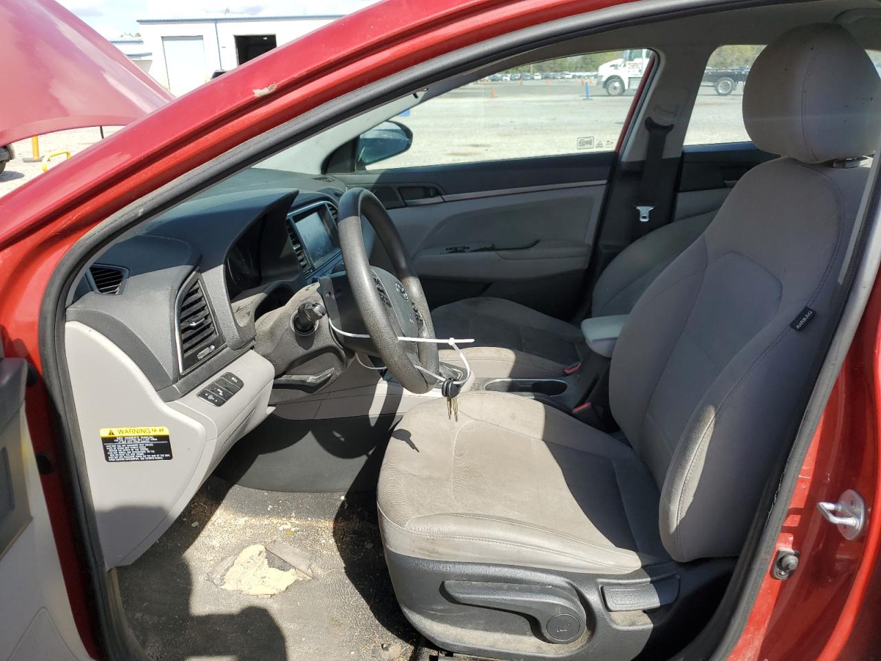 2018 Hyundai Elantra - Image 7
