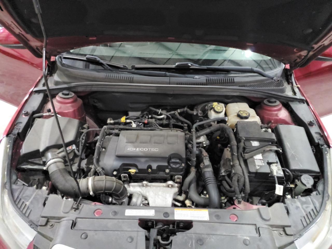 2014 Chevrolet Cruze - Image 11