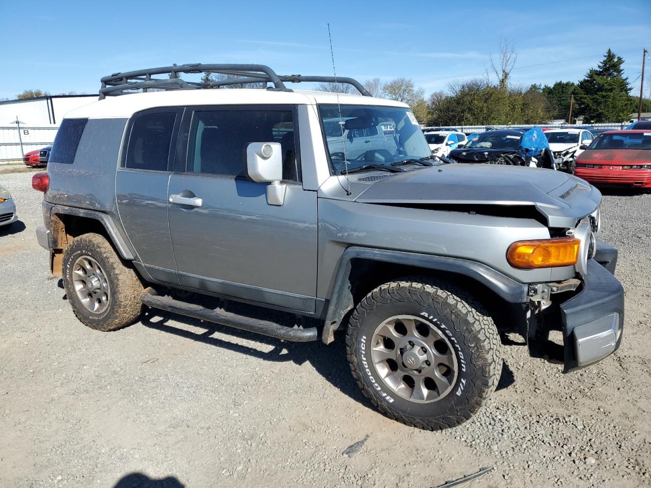 2011 Toyota FJ Cruiser - Image 4