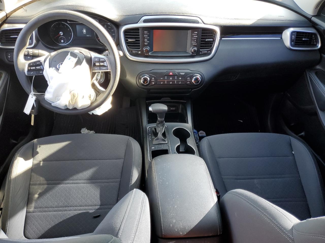 2019 Kia Sorento - Image 8