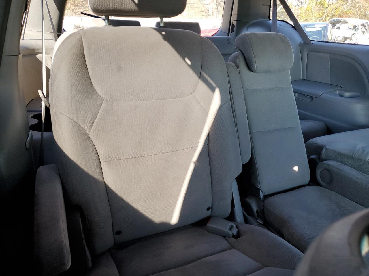 2010 Honda Odyssey - Image 11