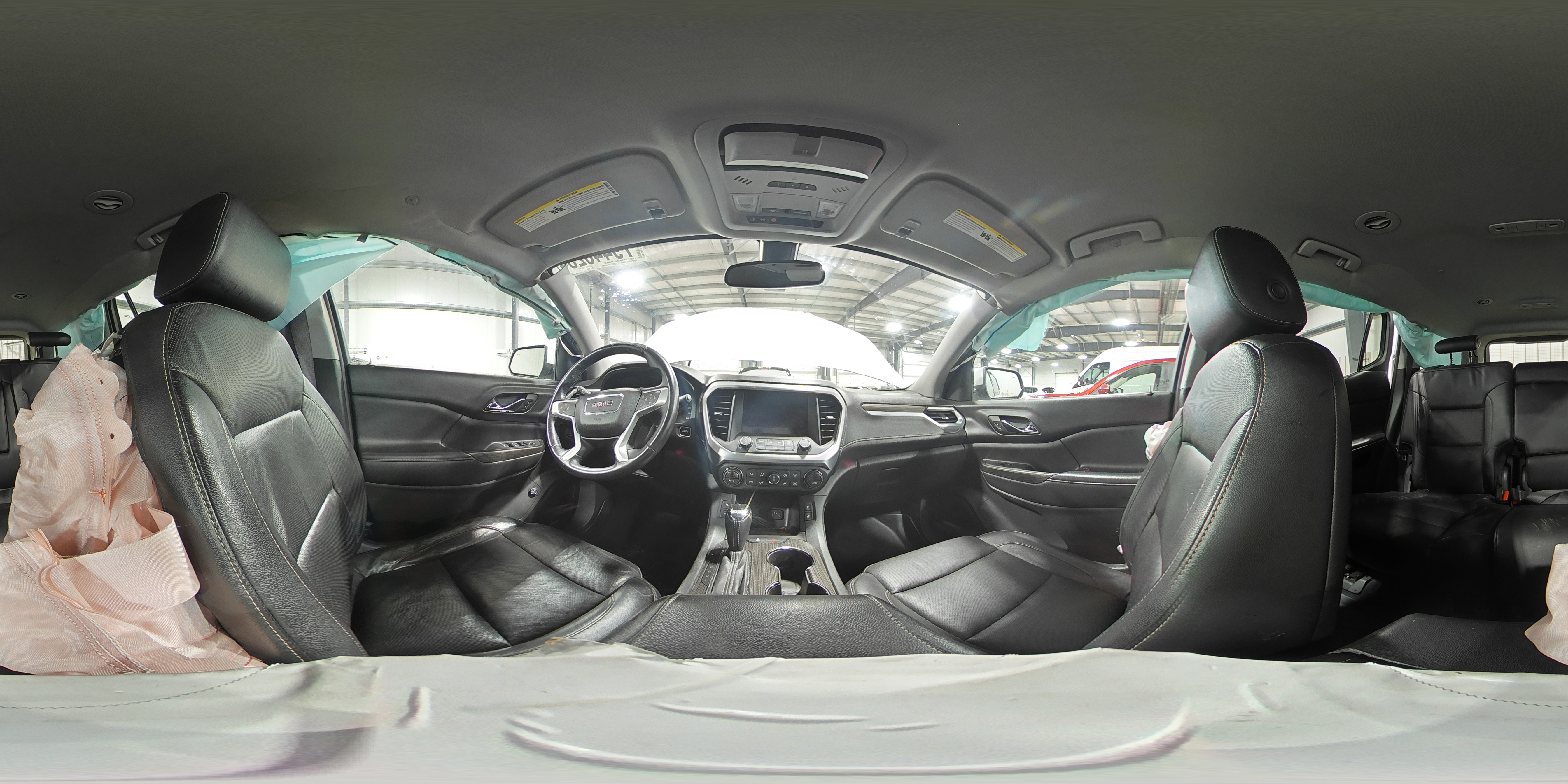 2017 GMC Acadia - Image 15