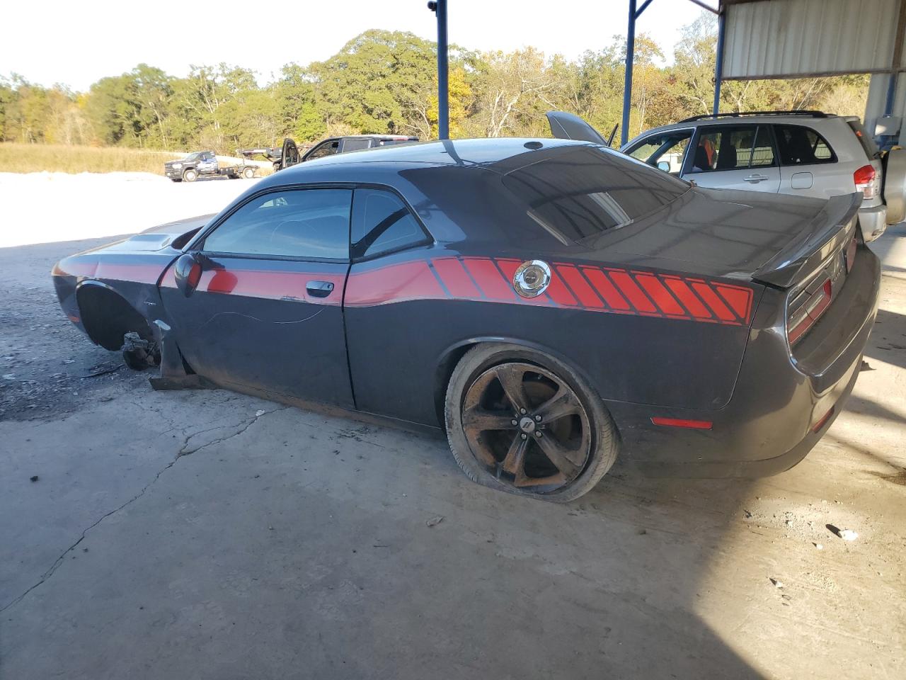 VIN 2C3CDZBT5JH204288 2018 DODGE CHALLENGER no.2