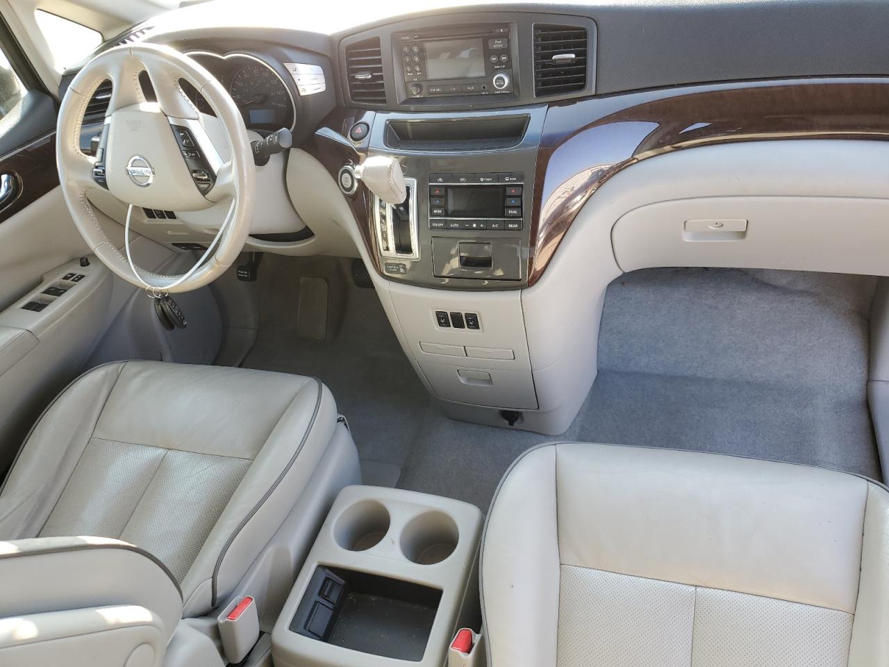 2011 Nissan Quest - Image 8