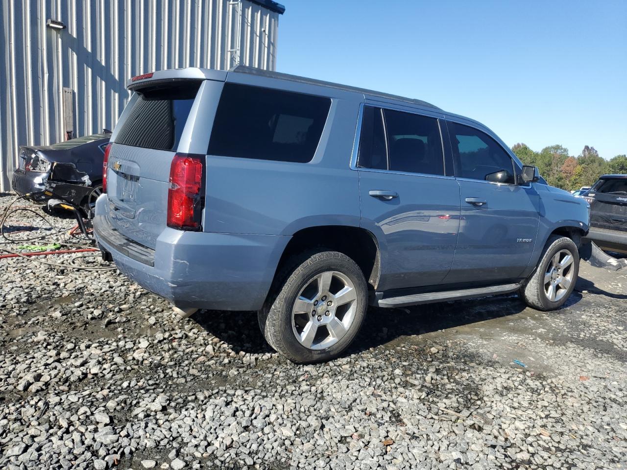 VIN 1GNSCAKC2FR648691 2015 CHEVROLET TAHOE no.3