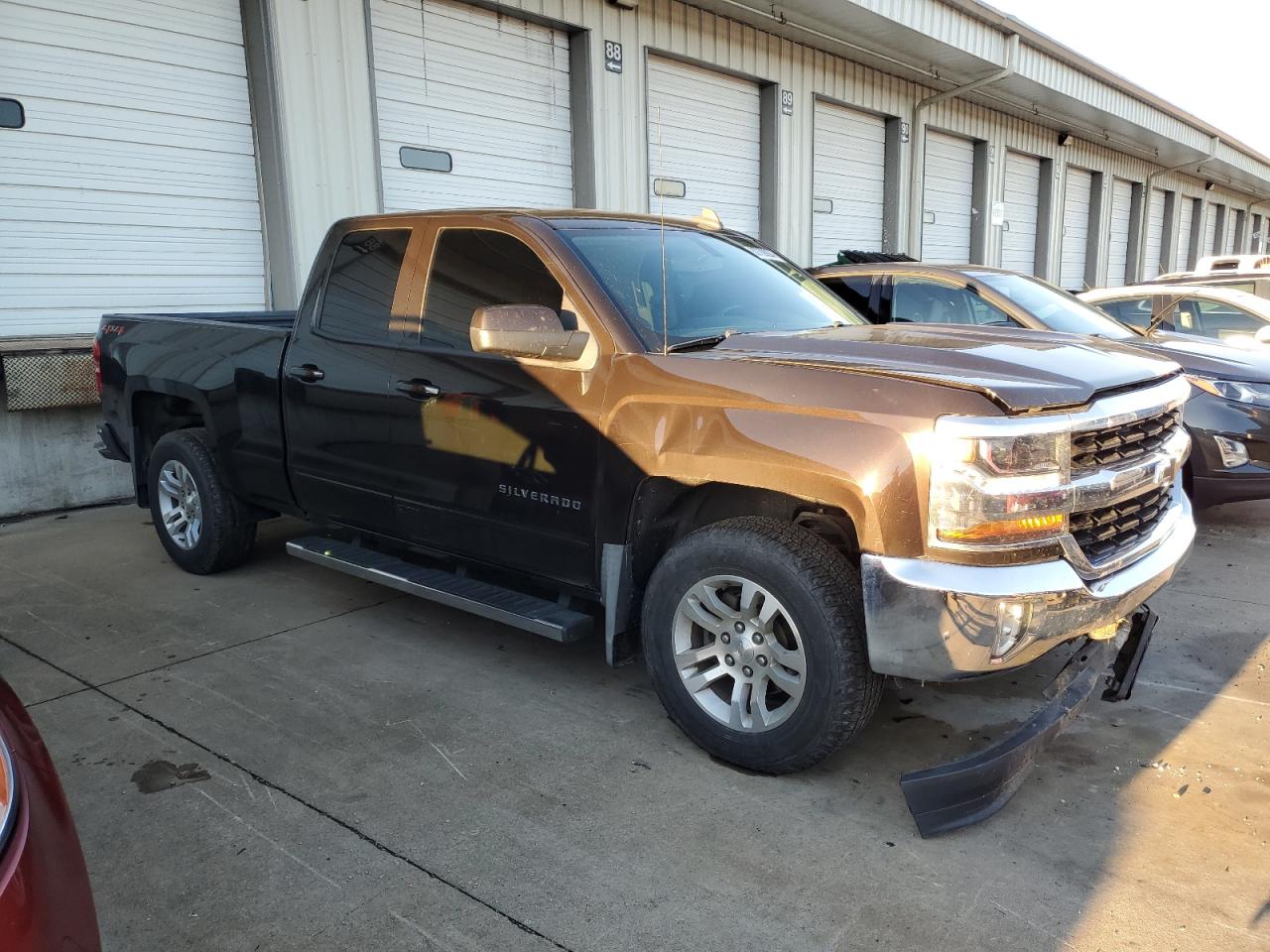 2018 Chevrolet Silverado - Image 4