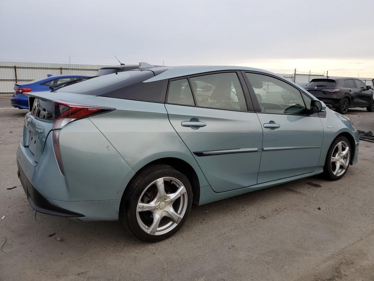 2017 Toyota Prius - Image 3