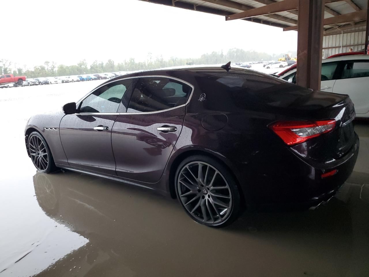 2017 Maserati Ghibli - Image 2