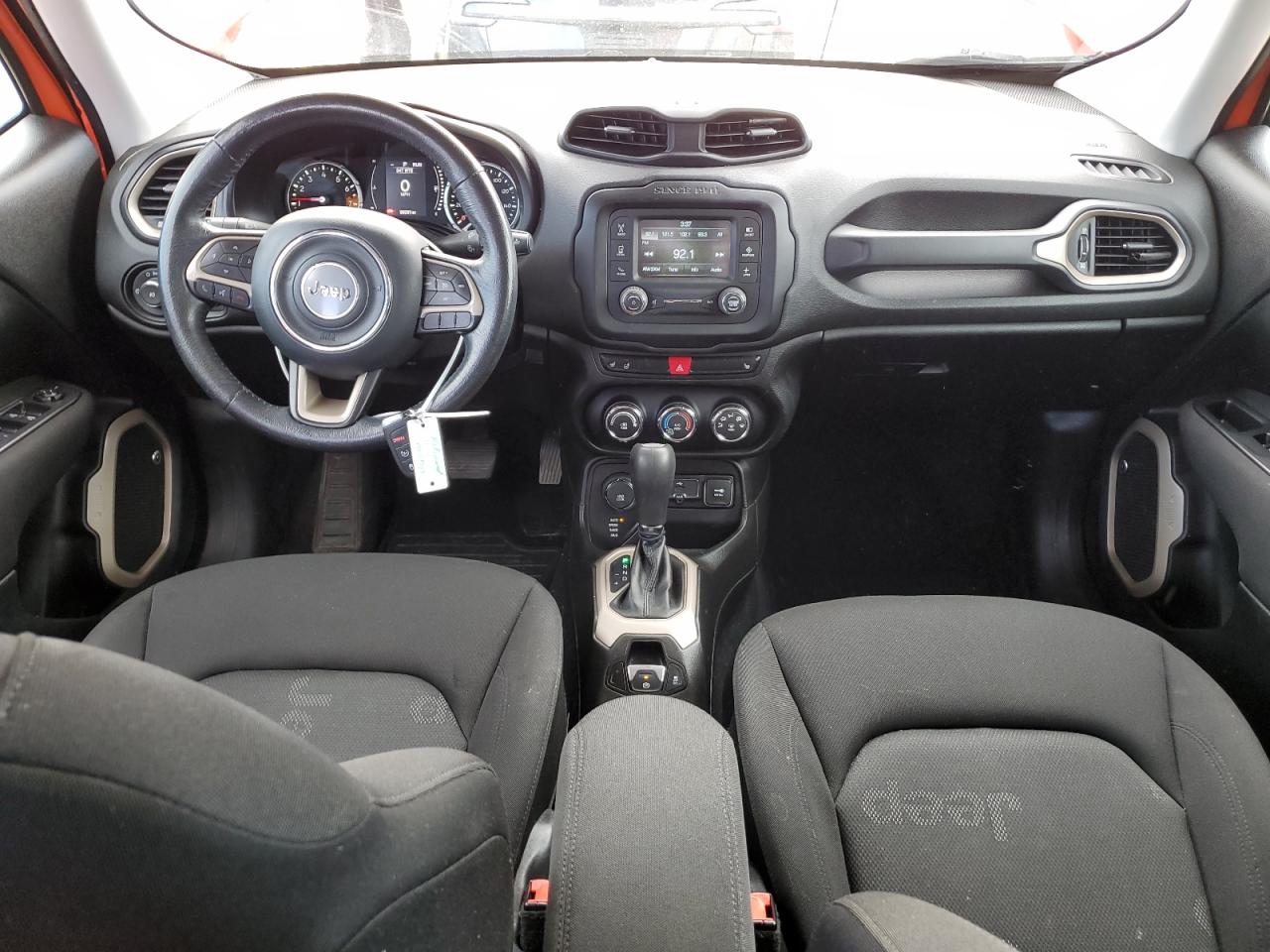 2016 Jeep Renegade - Image 8