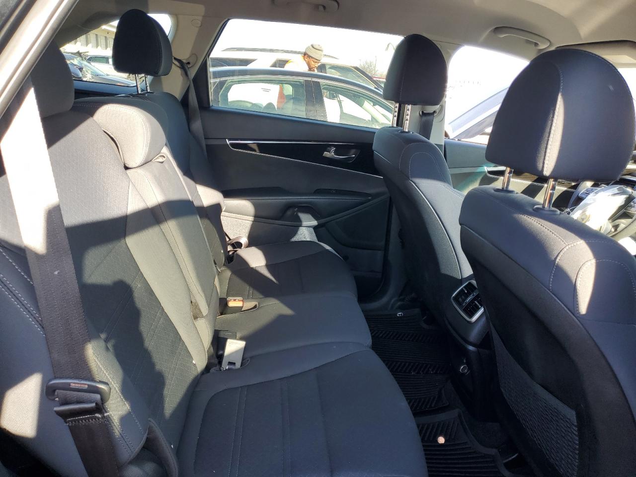 2019 Kia Sorento - Image 11