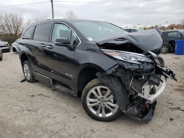  TOYOTA SIENNA 2023 Czarny