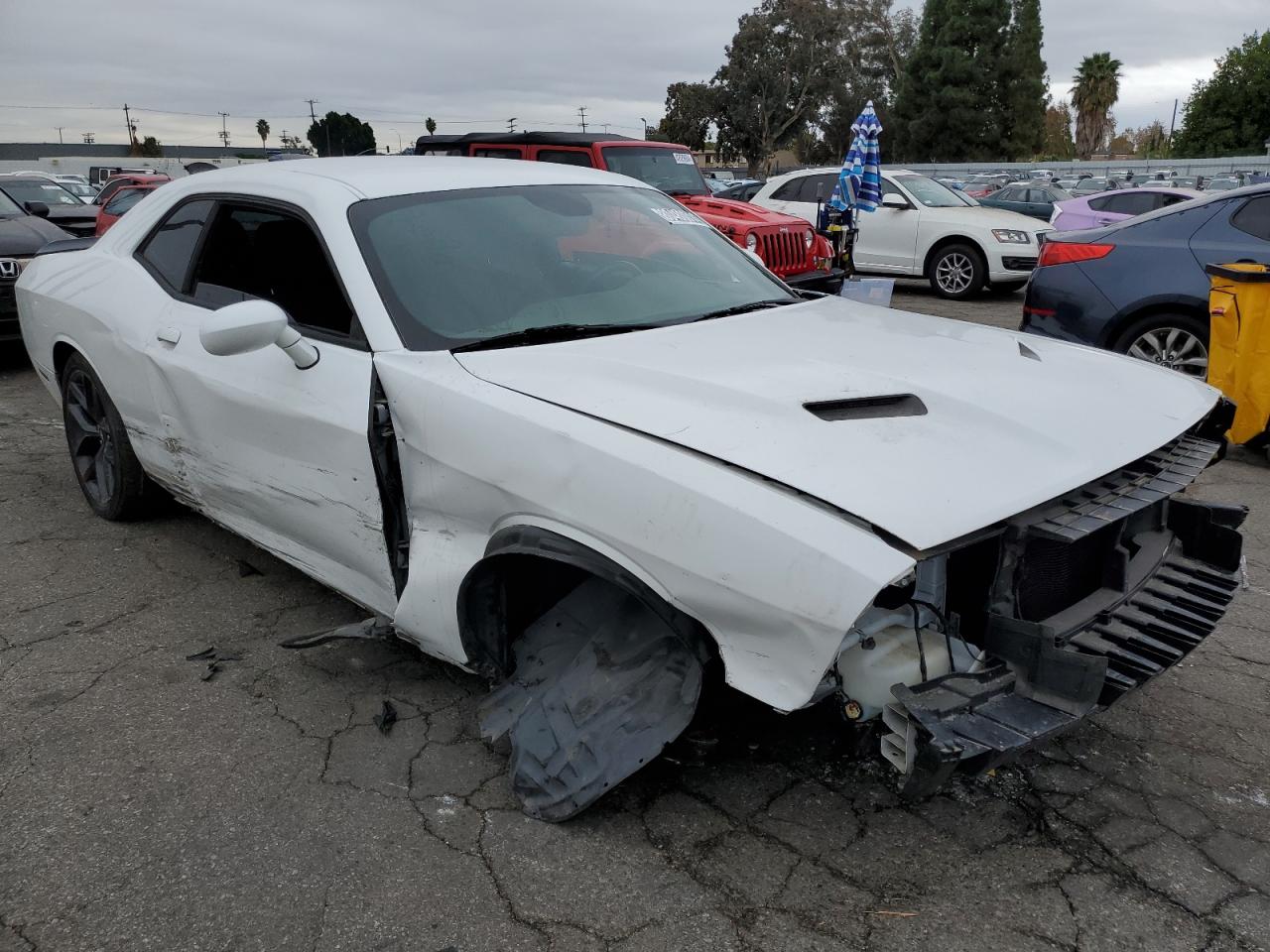 VIN 2C3CDZAG5KH680093 2019 DODGE CHALLENGER no.4