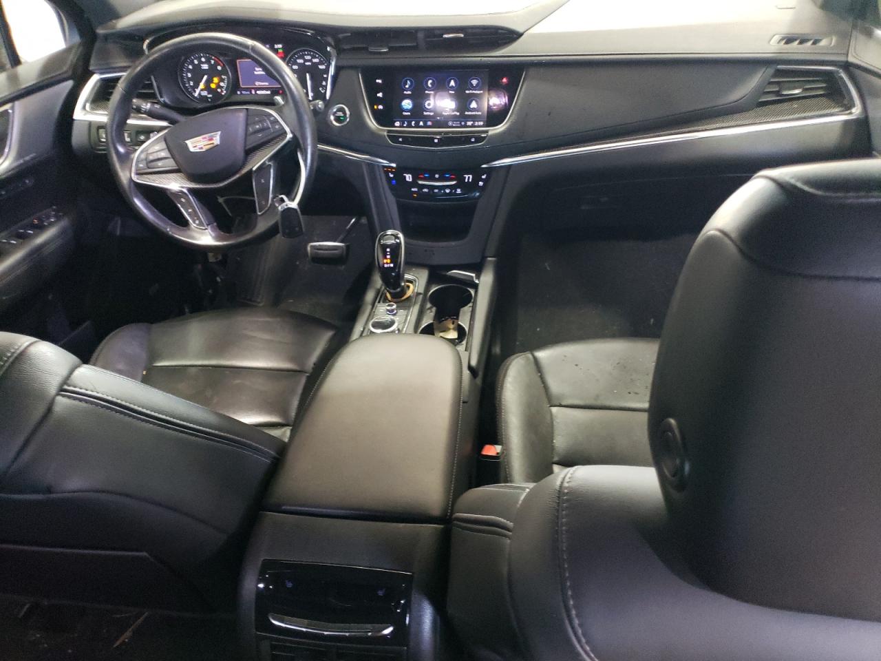 2021 Cadillac XT5 - Image 8