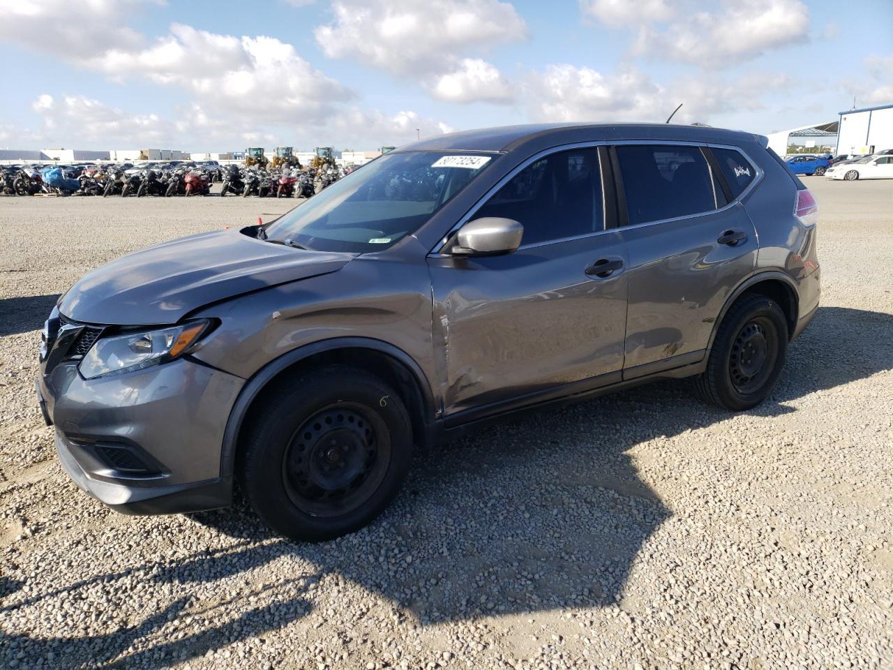 2016 Nissan Rogue - Image 1
