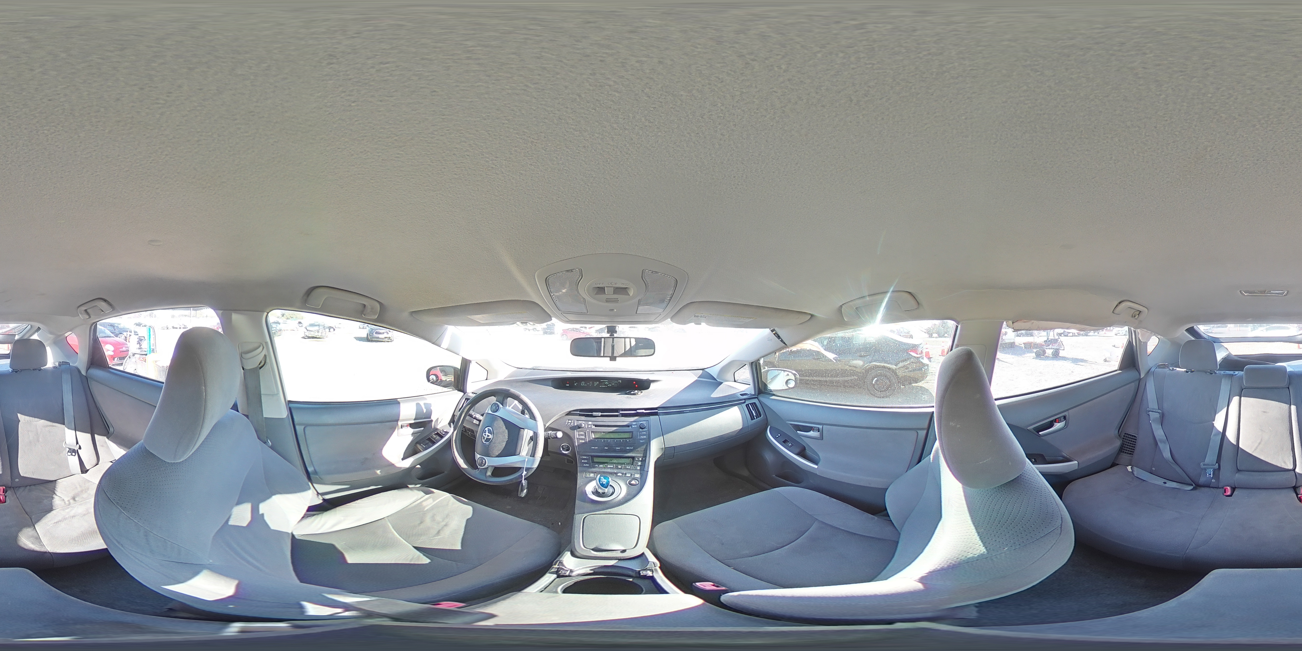 2010 Toyota Prius - Image 13