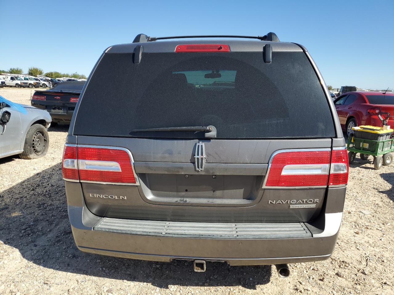 2011 Lincoln Navigator VIN: 5LMJJ2H58BEJ01847 Lot: 81804584