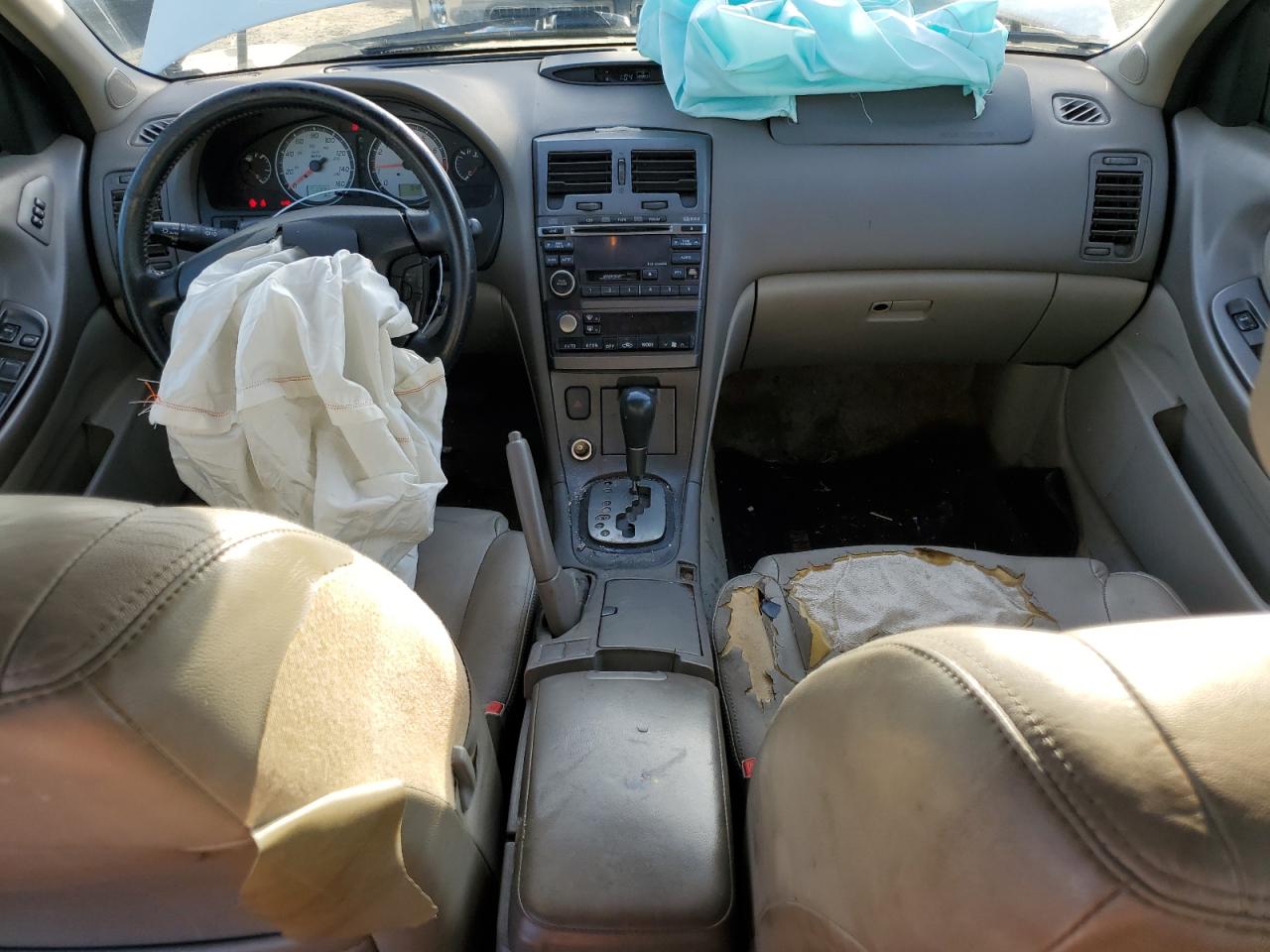 2002 Nissan Maxima - Image 8