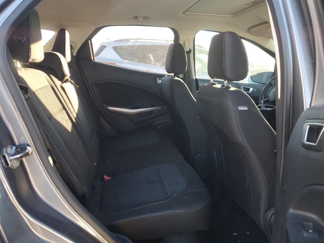 2018 Ford EcoSport - Image 11