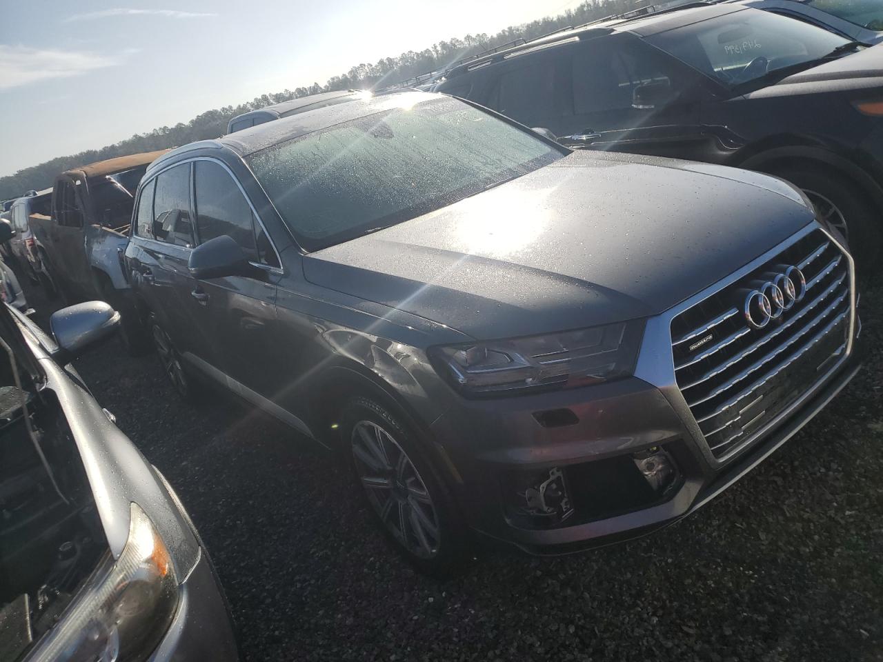 VIN WA1VAAF77JD040688 2018 AUDI Q7 no.4