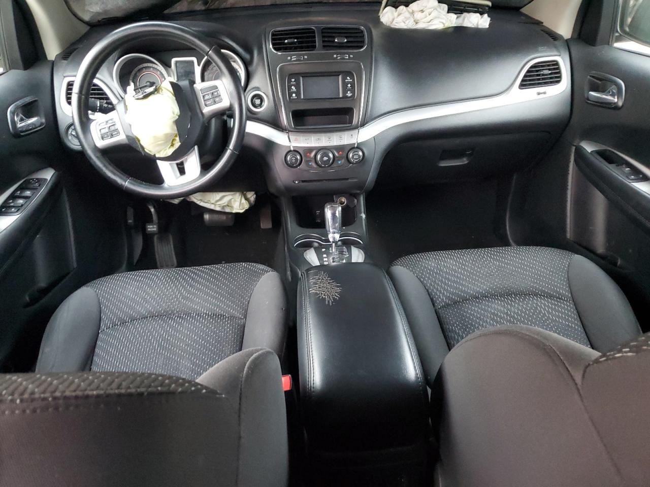 2018 Dodge Journey - Image 8