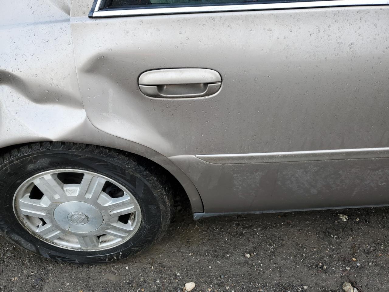 2003 Cadillac De Ville - Image 10