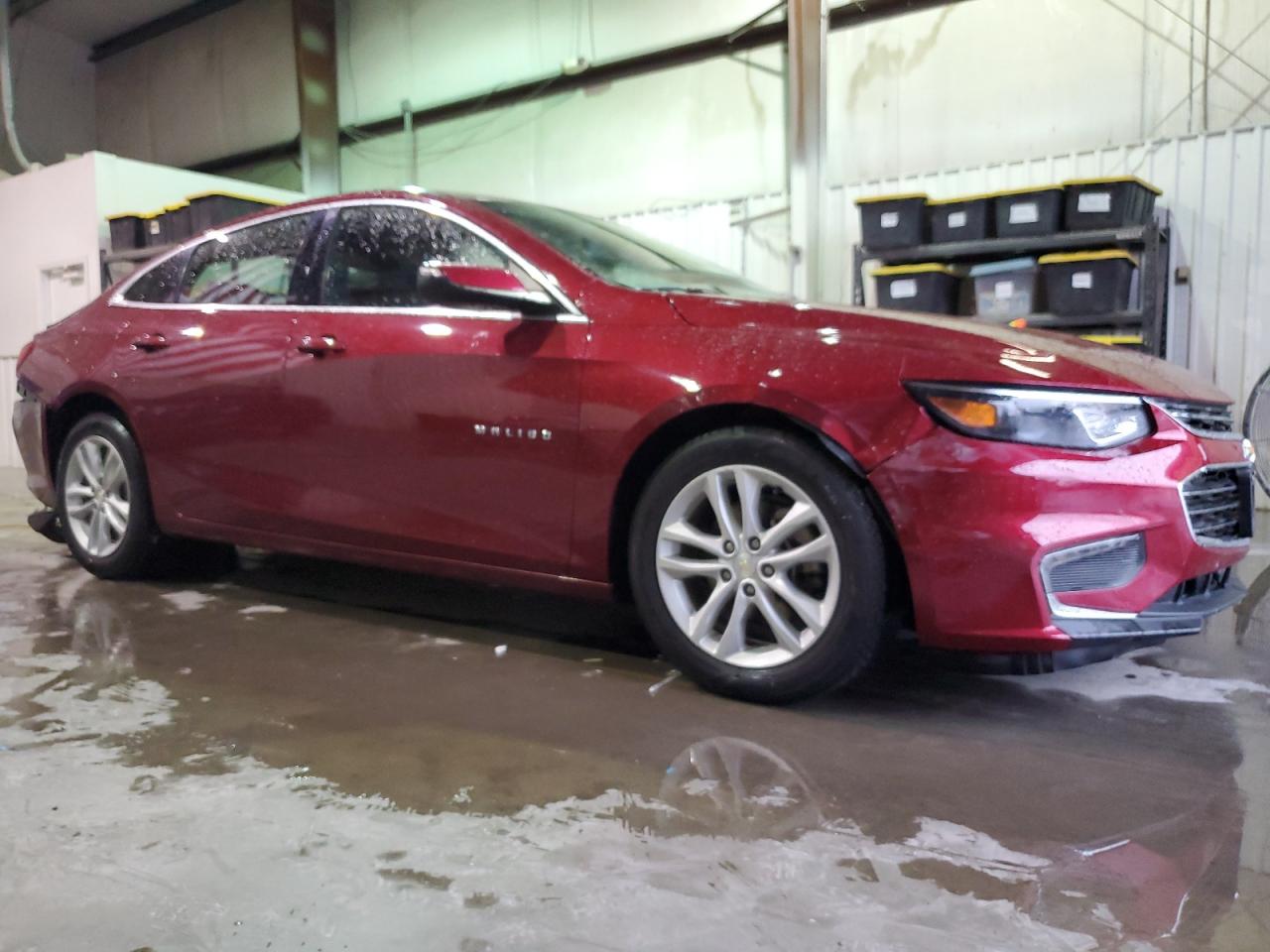 2018 Chevrolet Malibu - Image 4