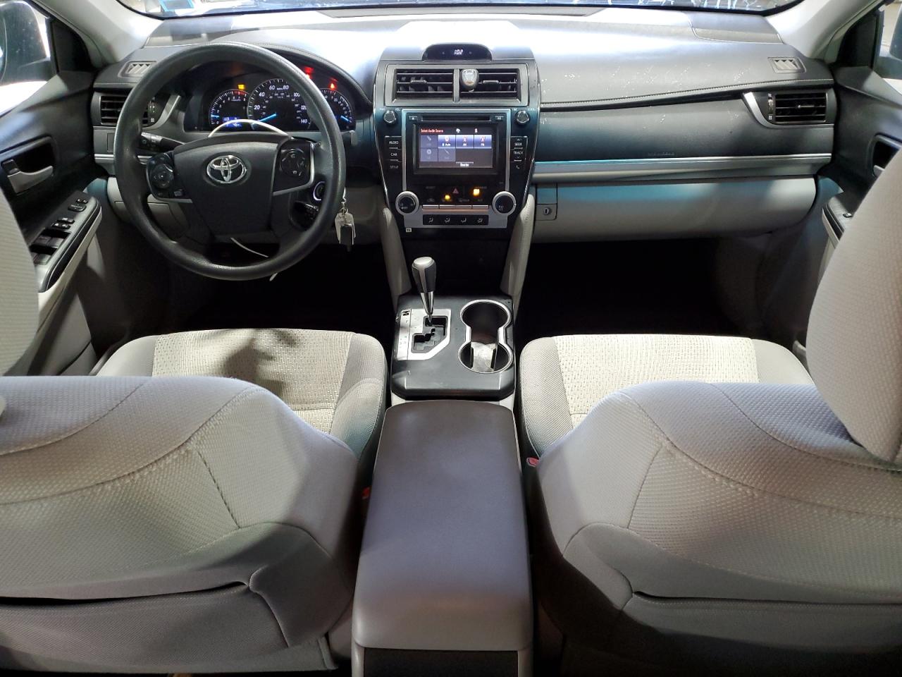 2014 Toyota Camry - Image 8
